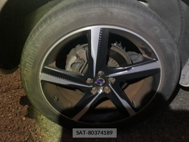 Volvo XC60 2015-07 8882861-6