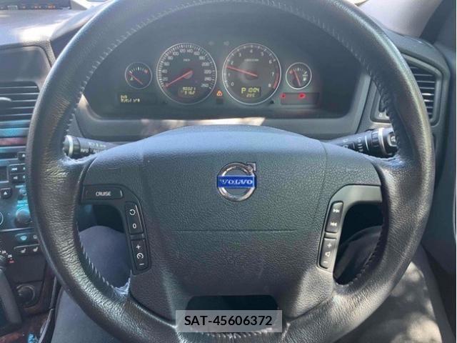 Volvo XC70 2007-04 7360376-7