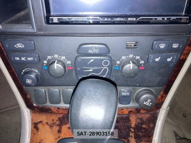 Volvo XC70 2005-07 7458696-17