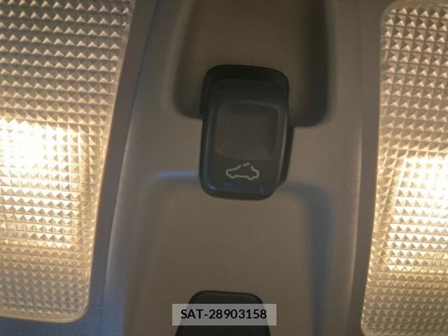 Volvo XC70 2005-07 7458696-19