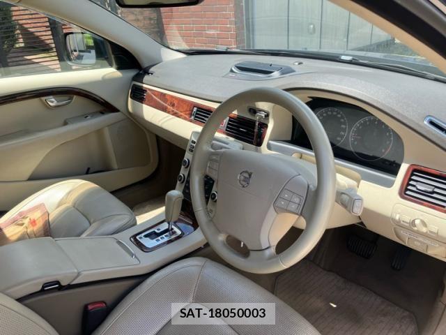 Volvo XC70 2009-03 7621166-11