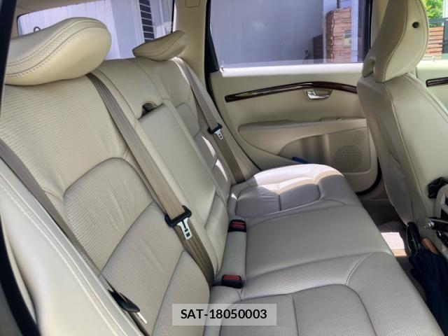 Volvo XC70 2009-03 7621166-13