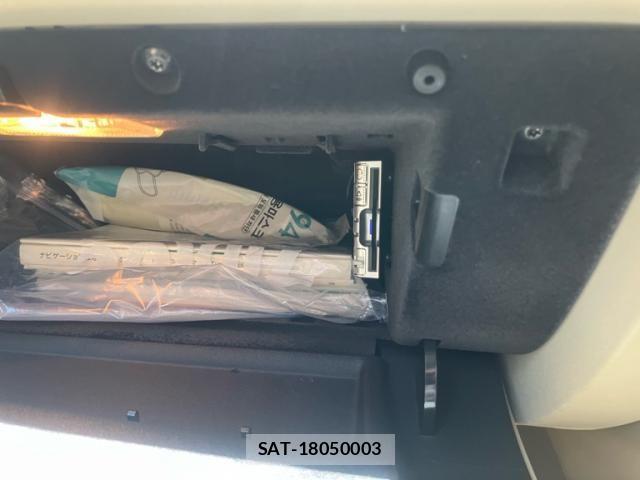 Volvo XC70 2009-03 7621166-21