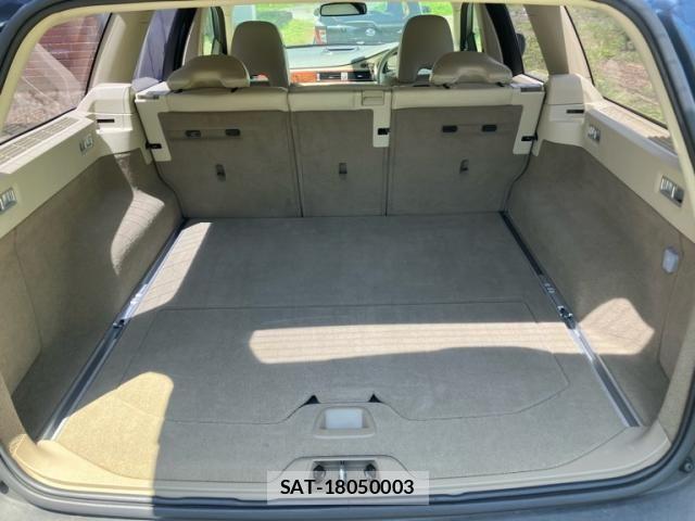 Volvo XC70 2009-03 7621166-7
