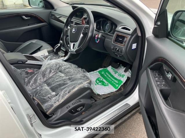 Volvo XC70 2016-07 7981480-16
