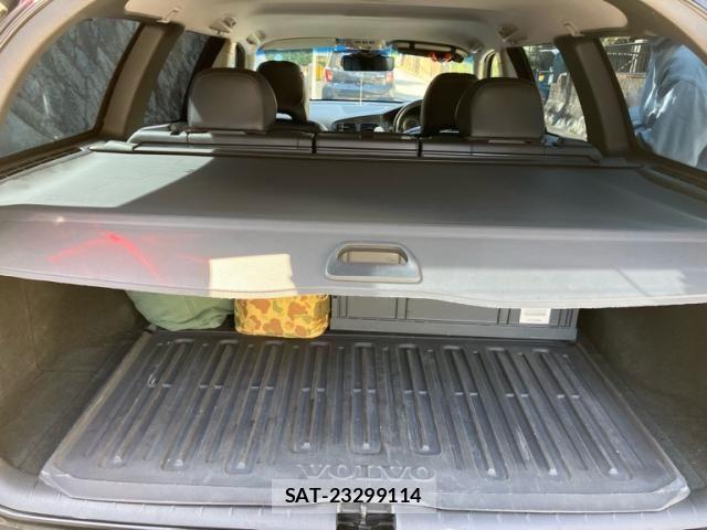 Volvo XC70 2004-06 8039053-12