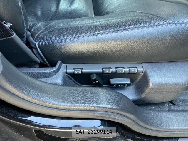 Volvo XC70 2004-06 8039053-14