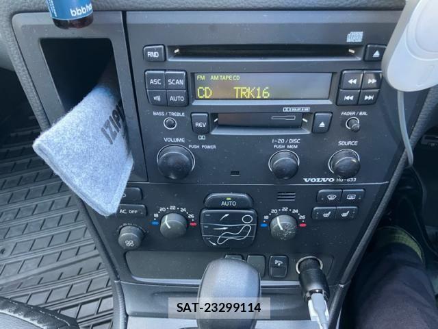 Volvo XC70 2004-06 8039053-20