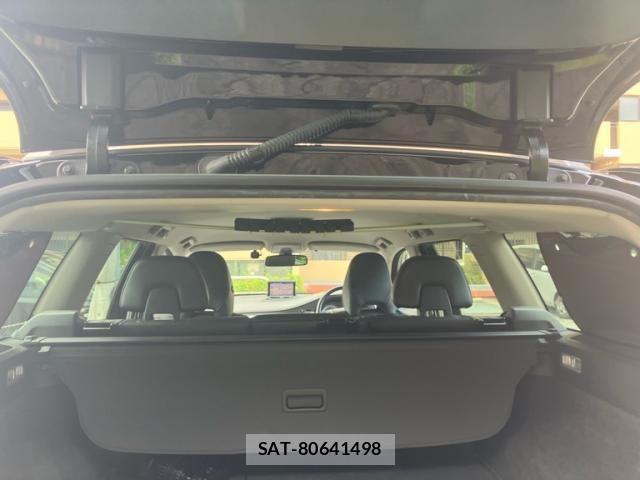 Volvo XC70 2011-12 8247099-19