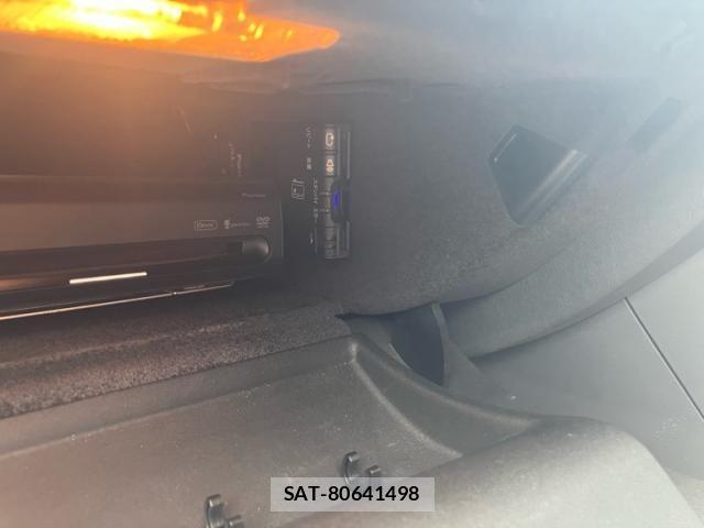 Volvo XC70 2011-12 8247099-20