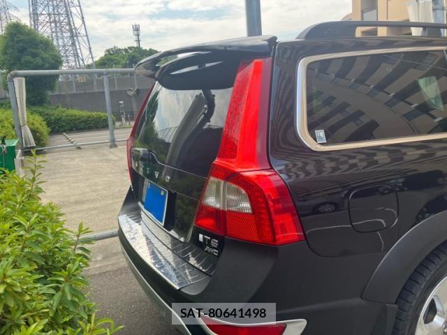 Volvo XC70 2011-12 8247099-2