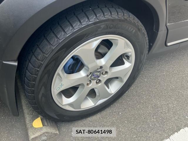 Volvo XC70 2011-12 8247099-4
