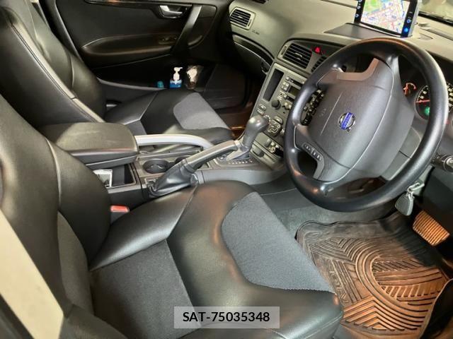 Volvo XC70 2003-02 8746688-12