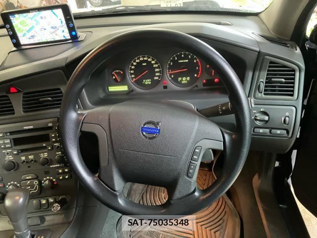 Volvo XC70 2003-02 8746688-14