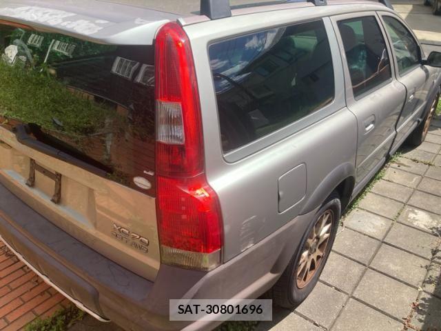 Volvo XC70 2003-12 8884567-4