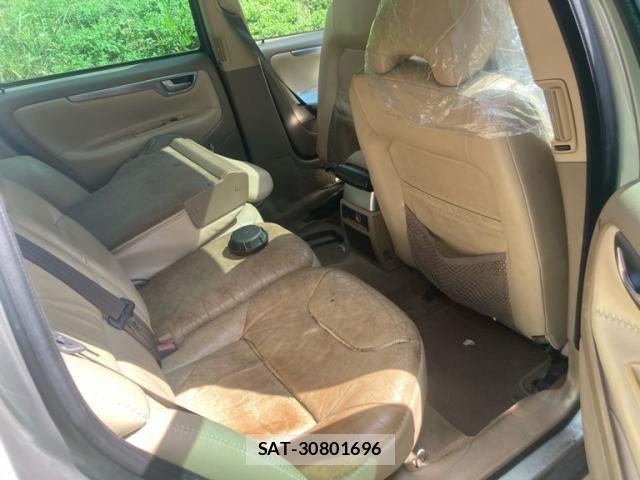Volvo XC70 2003-12 8884567-8