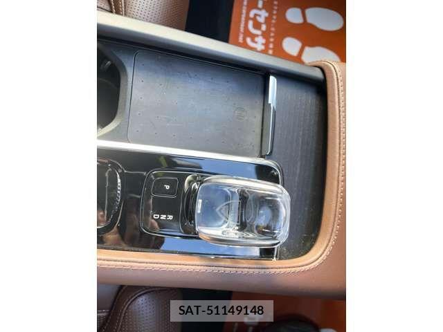 Volvo XC90 2022-06 1610544-11