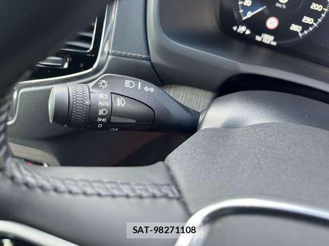 Volvo XC90 2022-07 1830018-16