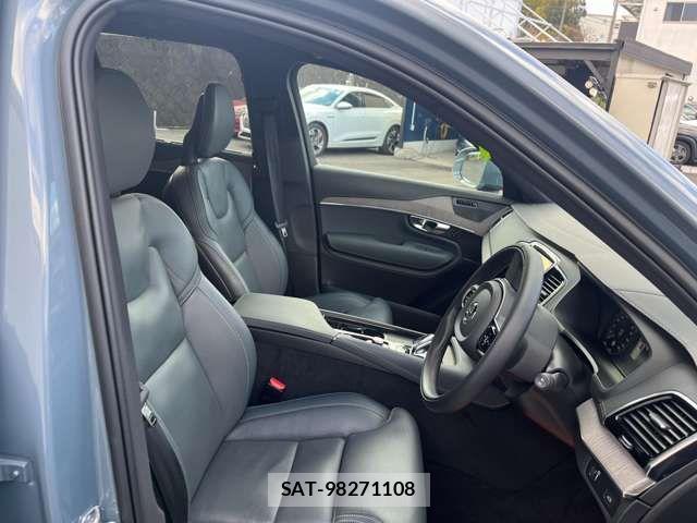 Volvo XC90 2022-07 1830018-1