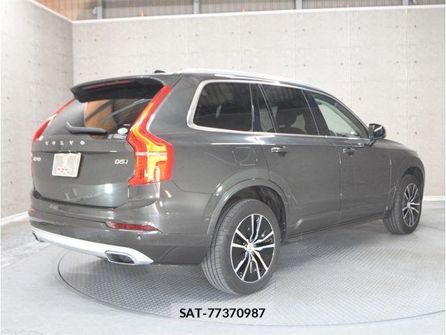 Volvo XC90 2020-01 3390624-1