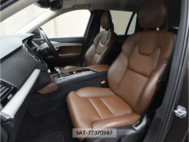 Volvo XC90 2020-01 3390624-4