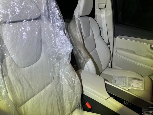 Volvo XC90 2024-08 3687147-15