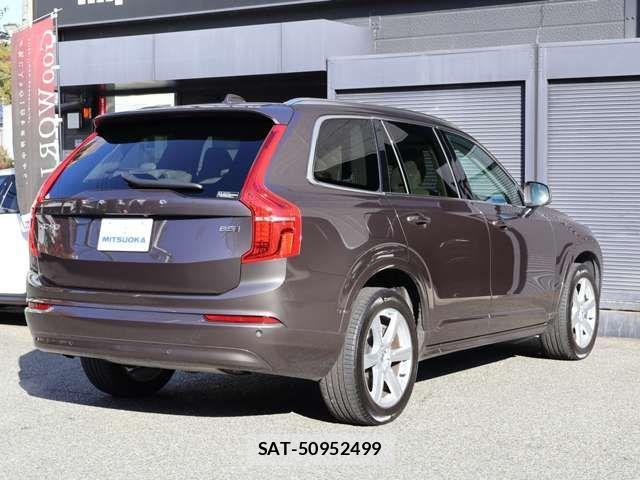 Volvo XC90 2022-10 4604189-3