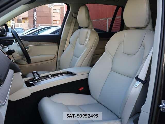 Volvo XC90 2022-10 4604189-6