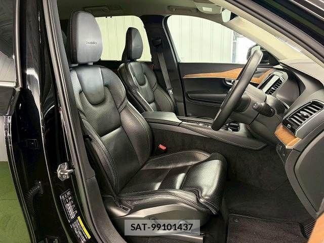 Volvo XC90 2019-05 4759240-3