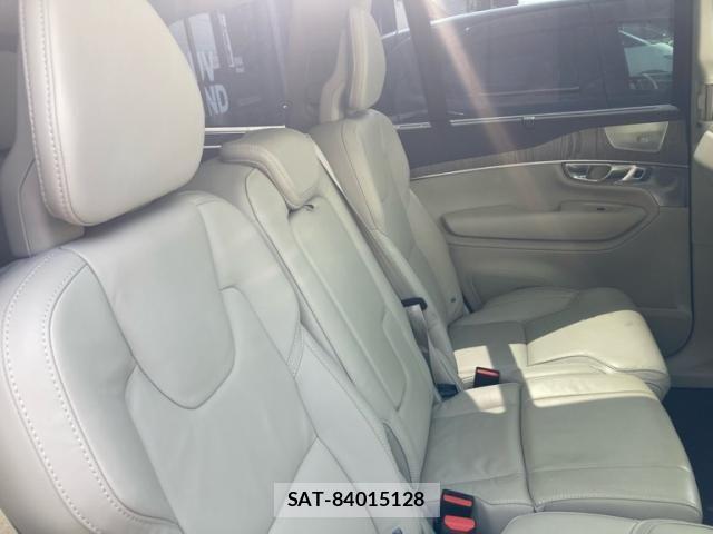 Volvo XC90 2023-08 5882249-15