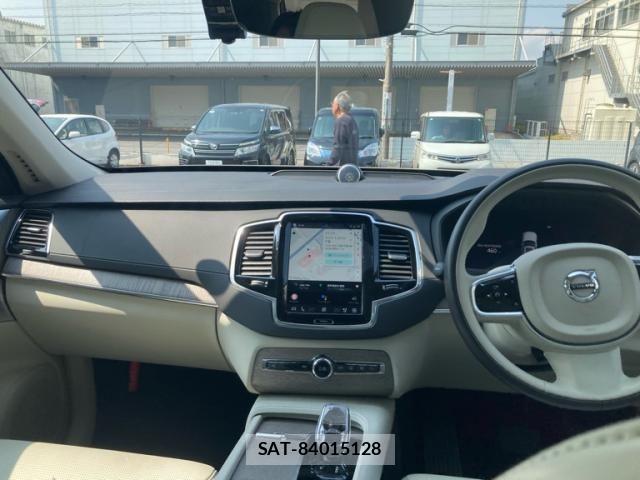 Volvo XC90 2023-08 5882249-17