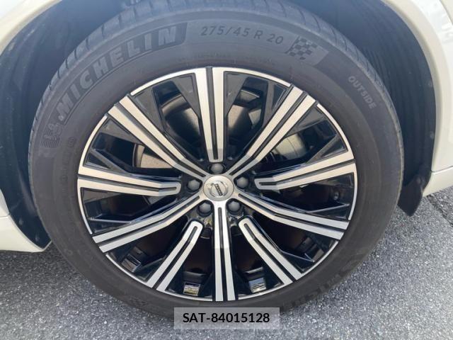 Volvo XC90 2023-08 5882249-6