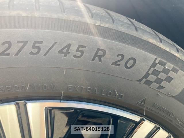Volvo XC90 2023-08 5882249-7