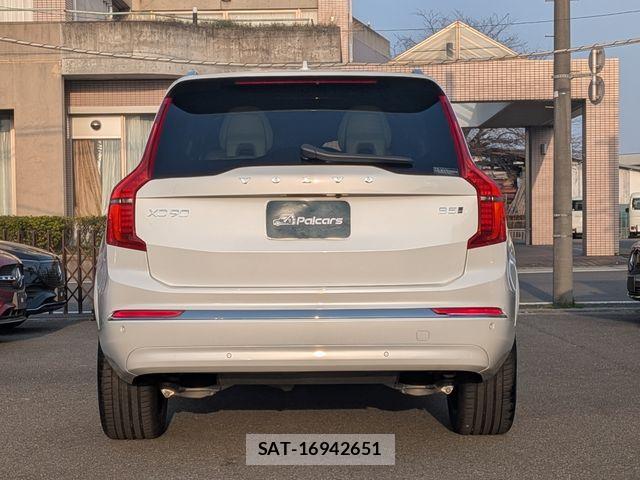 Volvo XC90 2024-09 5882252-25