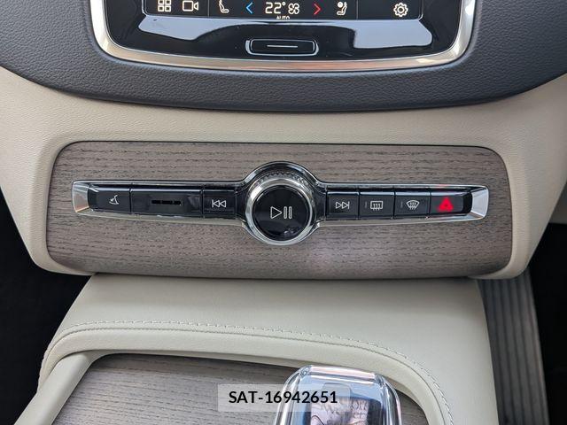 Volvo XC90 2024-09 5882252-7