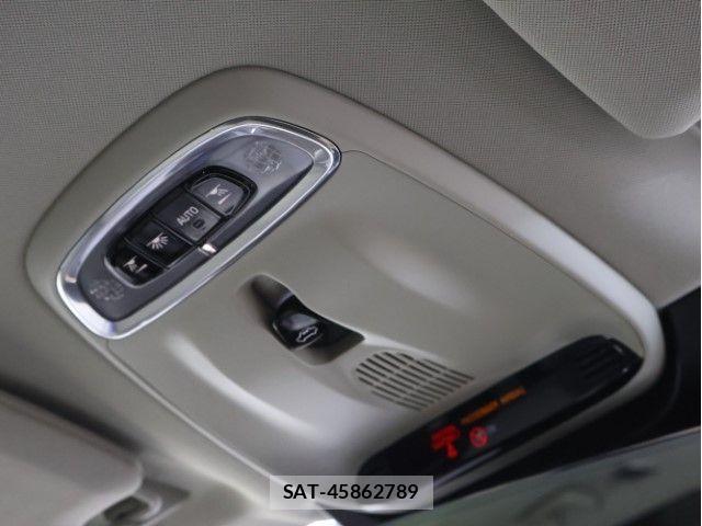 Volvo XC90 2021-03 6022577-17