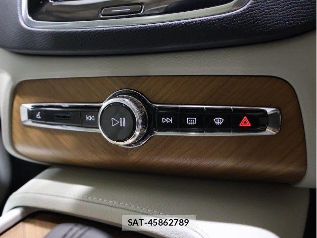 Volvo XC90 2021-03 6022577-22