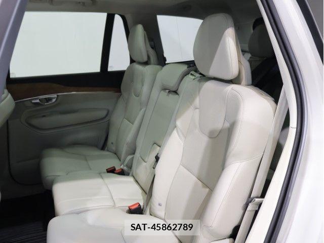 Volvo XC90 2021-03 6022577-6