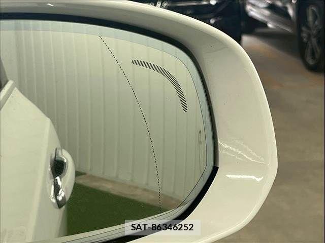 Volvo XC90 2017-09 6547279-10