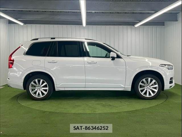 Volvo XC90 2017-09 6547279-14
