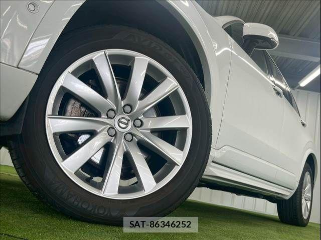 Volvo XC90 2017-09 6547279-18