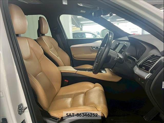 Volvo XC90 2017-09 6547279-6