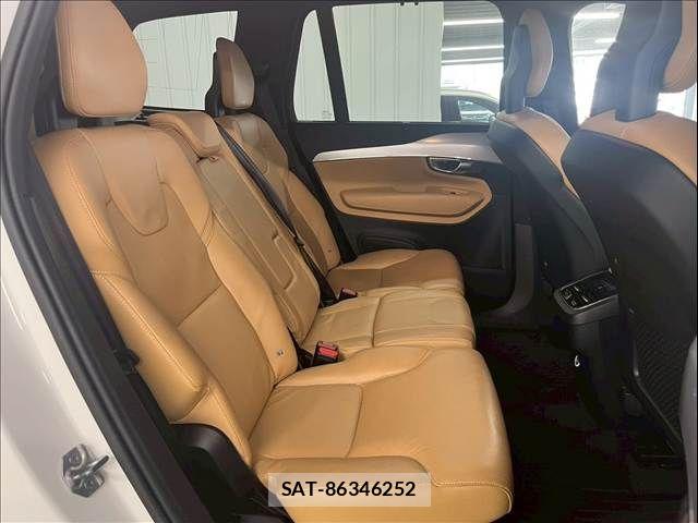 Volvo XC90 2017-09 6547279-7
