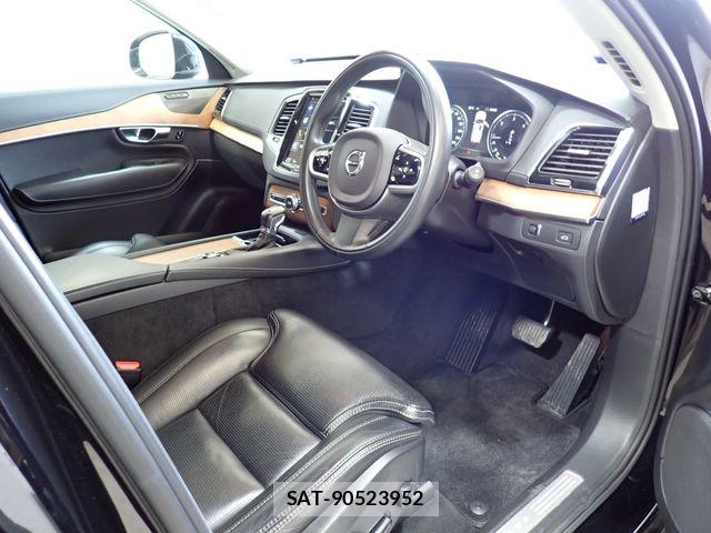 Volvo XC90 2019-06 6615541-1