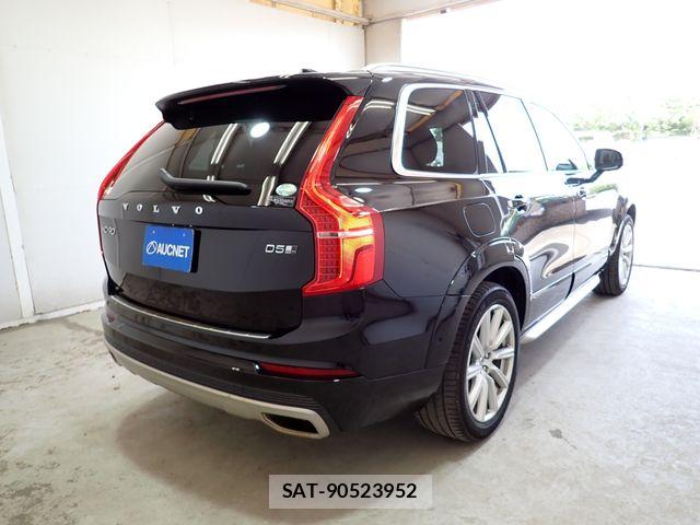 Volvo XC90 2019-06 6615541-7
