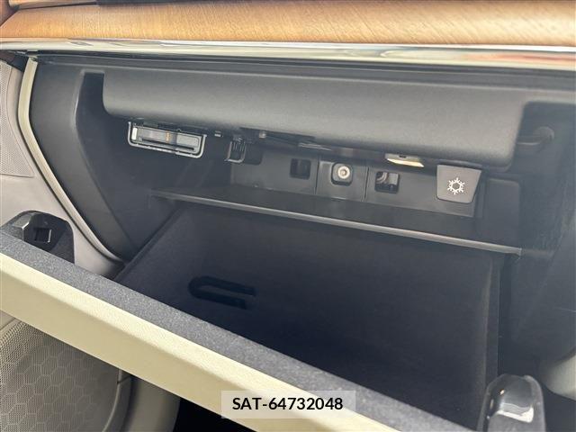 Volvo XC90 2021-01 6753820-12
