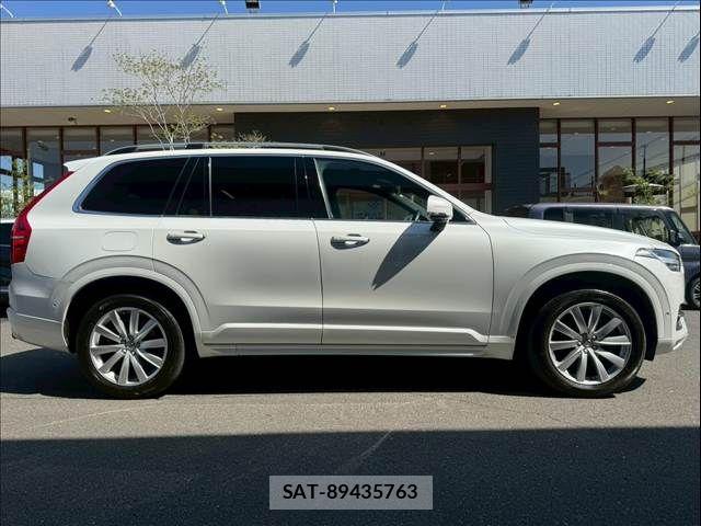 Volvo XC90 2017-12 6817887-14