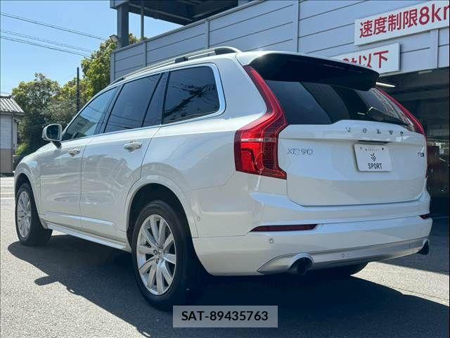 Volvo XC90 2017-12 6817887-16