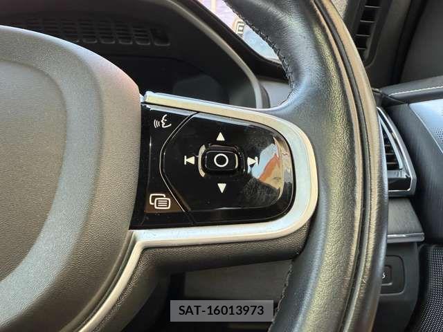 Volvo XC90 2021-12 6915087-19