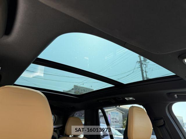 Volvo XC90 2021-12 6915087-23